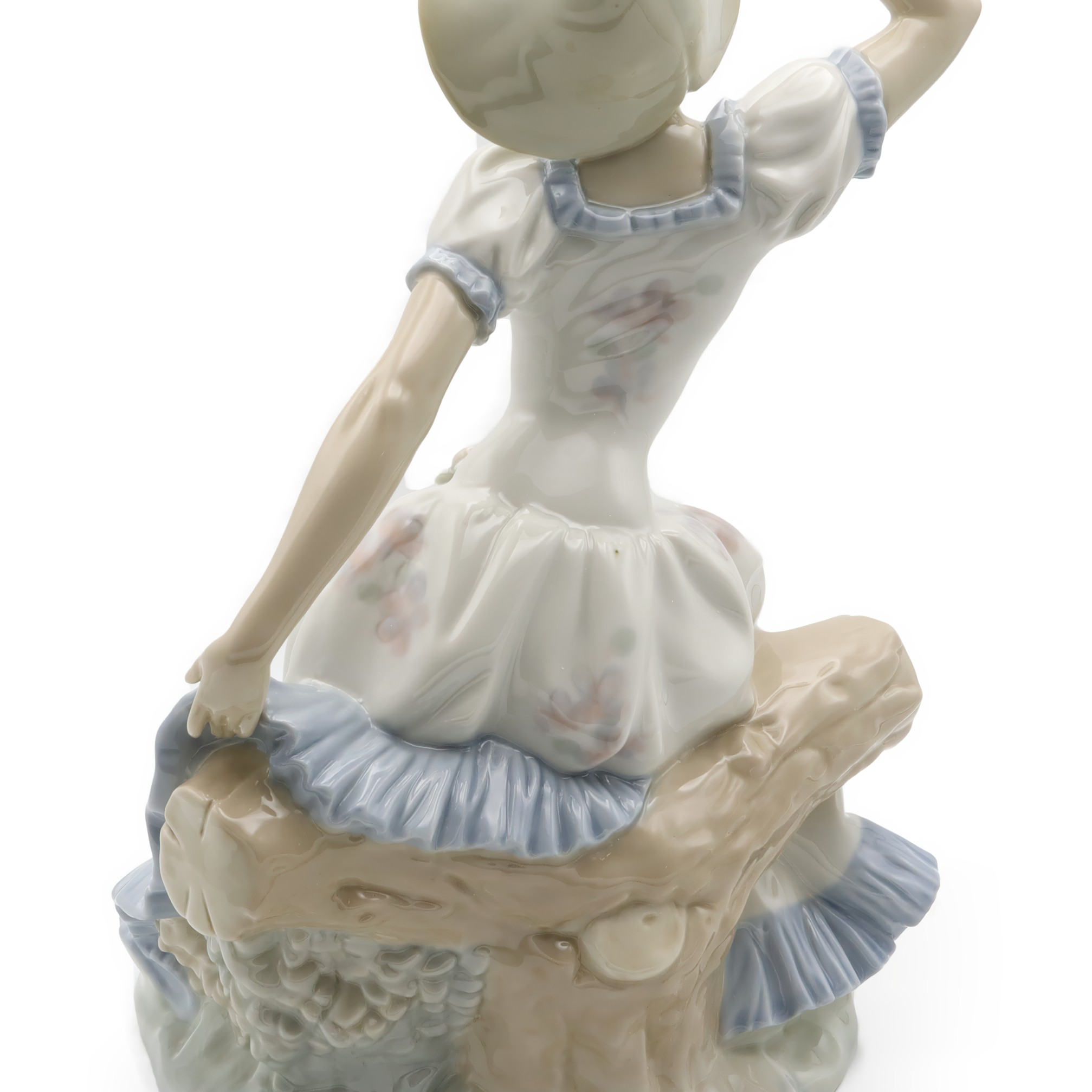 Lladro ZAPHIR Figurine, Springtime Serenade Lady In Blue, Elegant Woman Porcelain Hand Painted